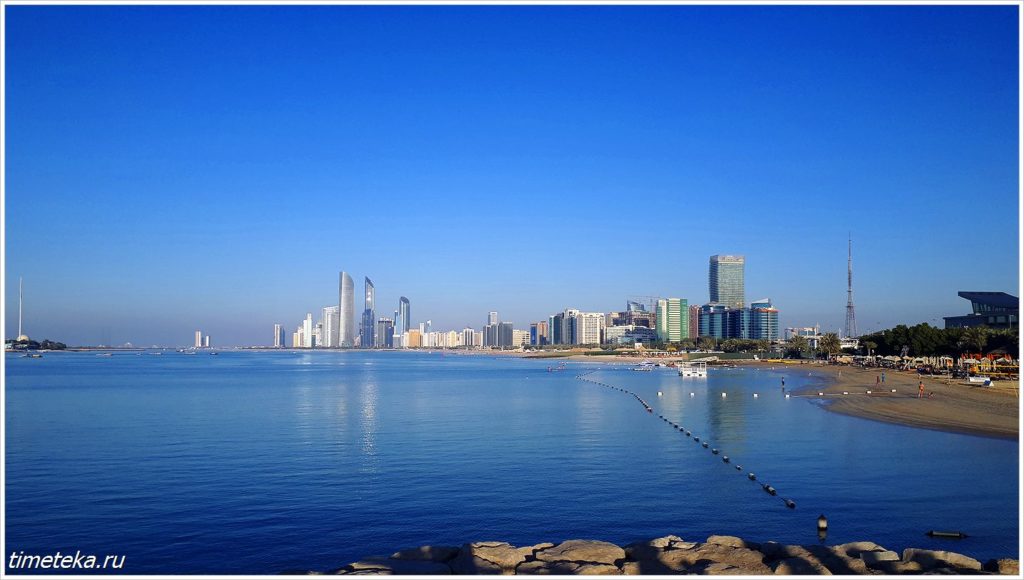 Панорама Абу-Даби